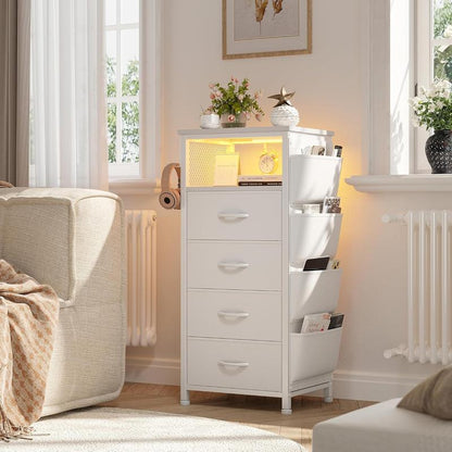 שידת לילה חכמה Aura | אחסון רב-מגירות ועמדת טעינה