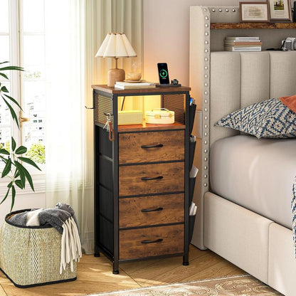 שידת לילה חכמה Aura | אחסון רב-מגירות ועמדת טעינה