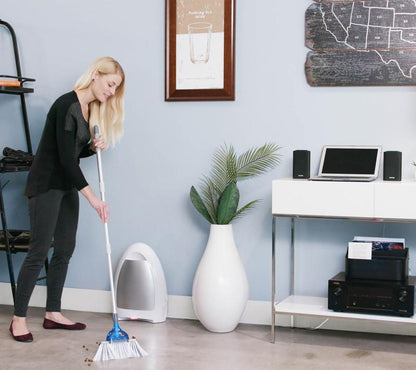 שואב אבק ללא מגע EyeVac Home מופעל על ידי חיישן 