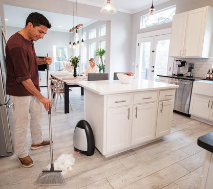 שואב אבק ללא מגע EyeVac Home מופעל על ידי חיישן 